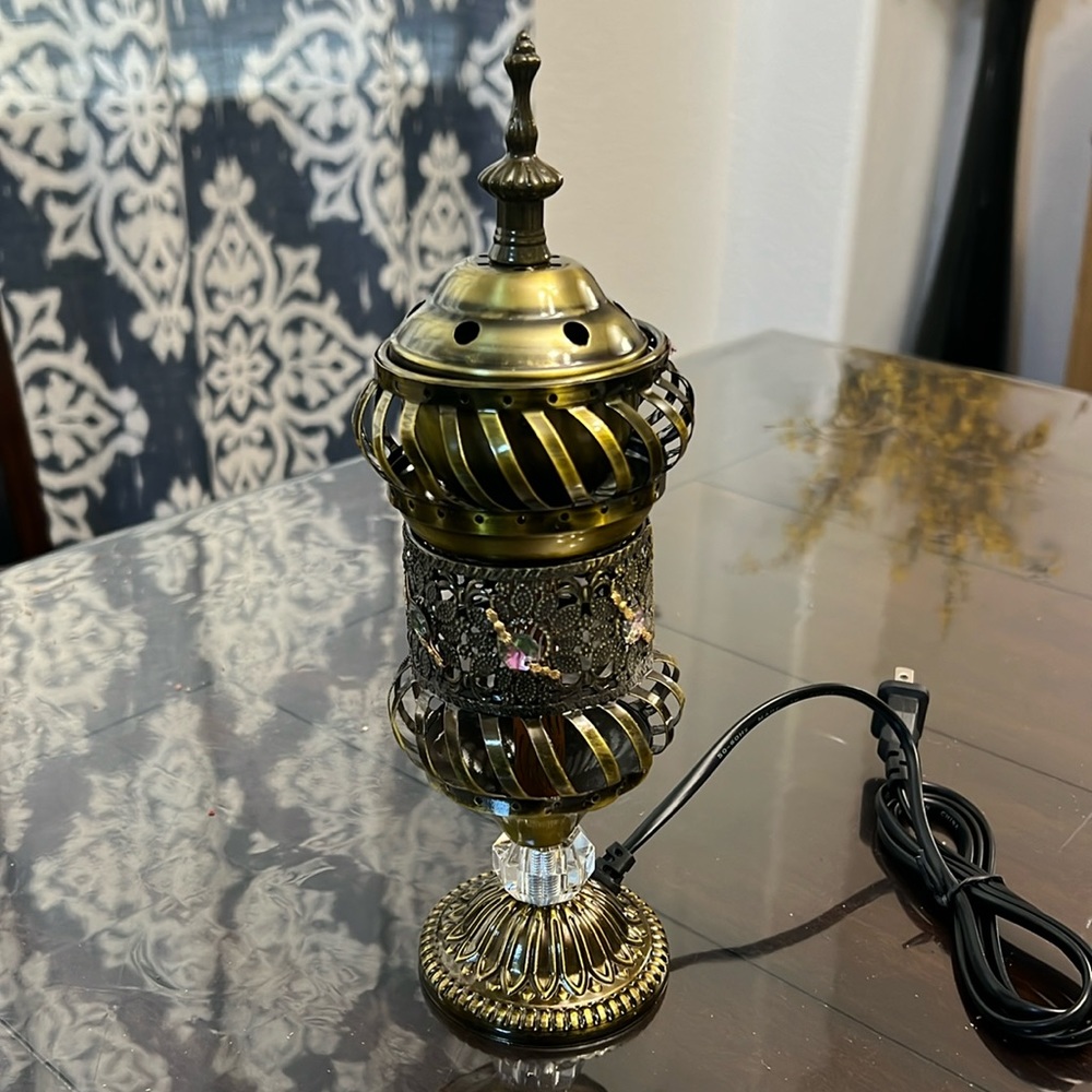Electrical incense burners